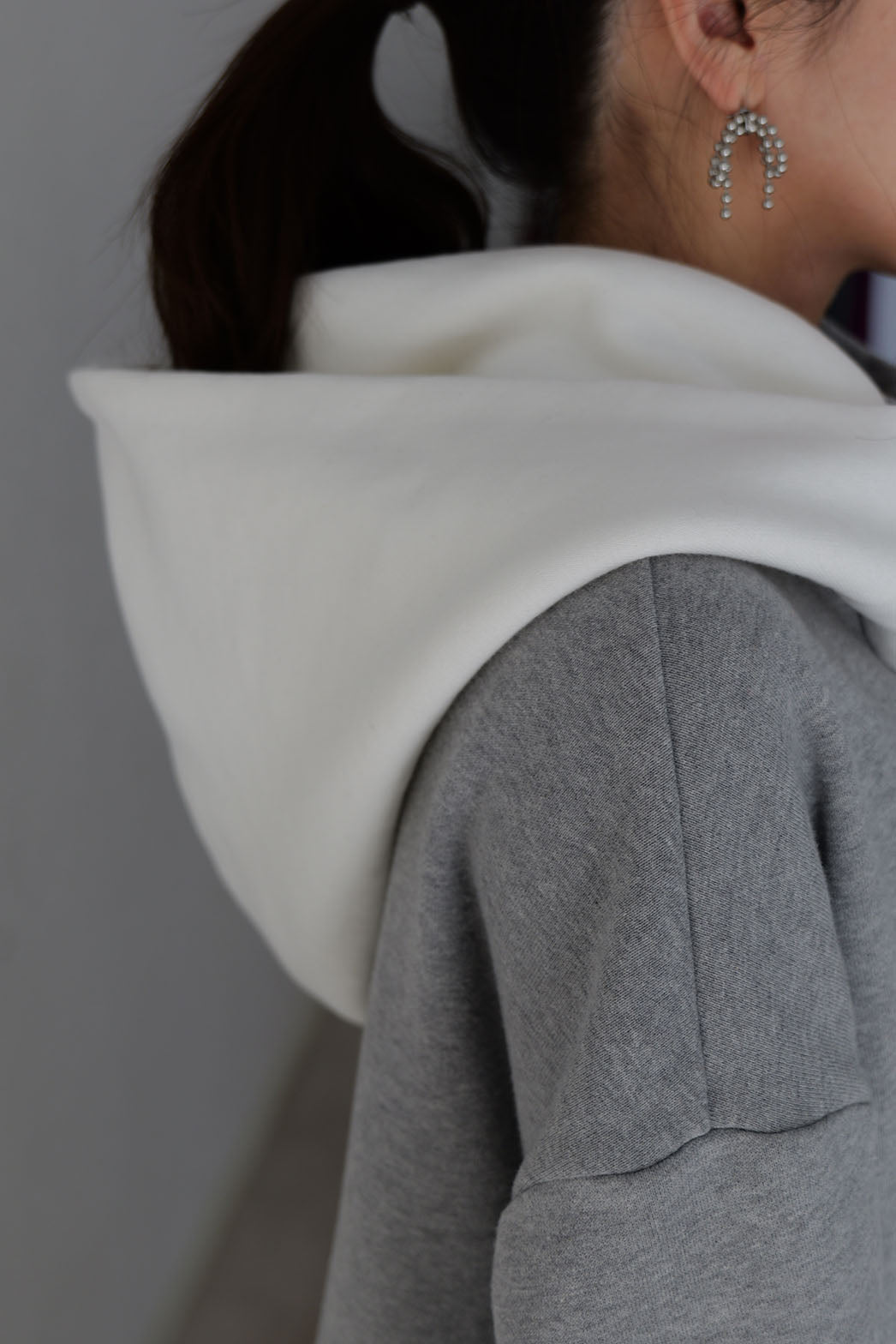 COMFY】ハーフZIPスウェットトップス – un number