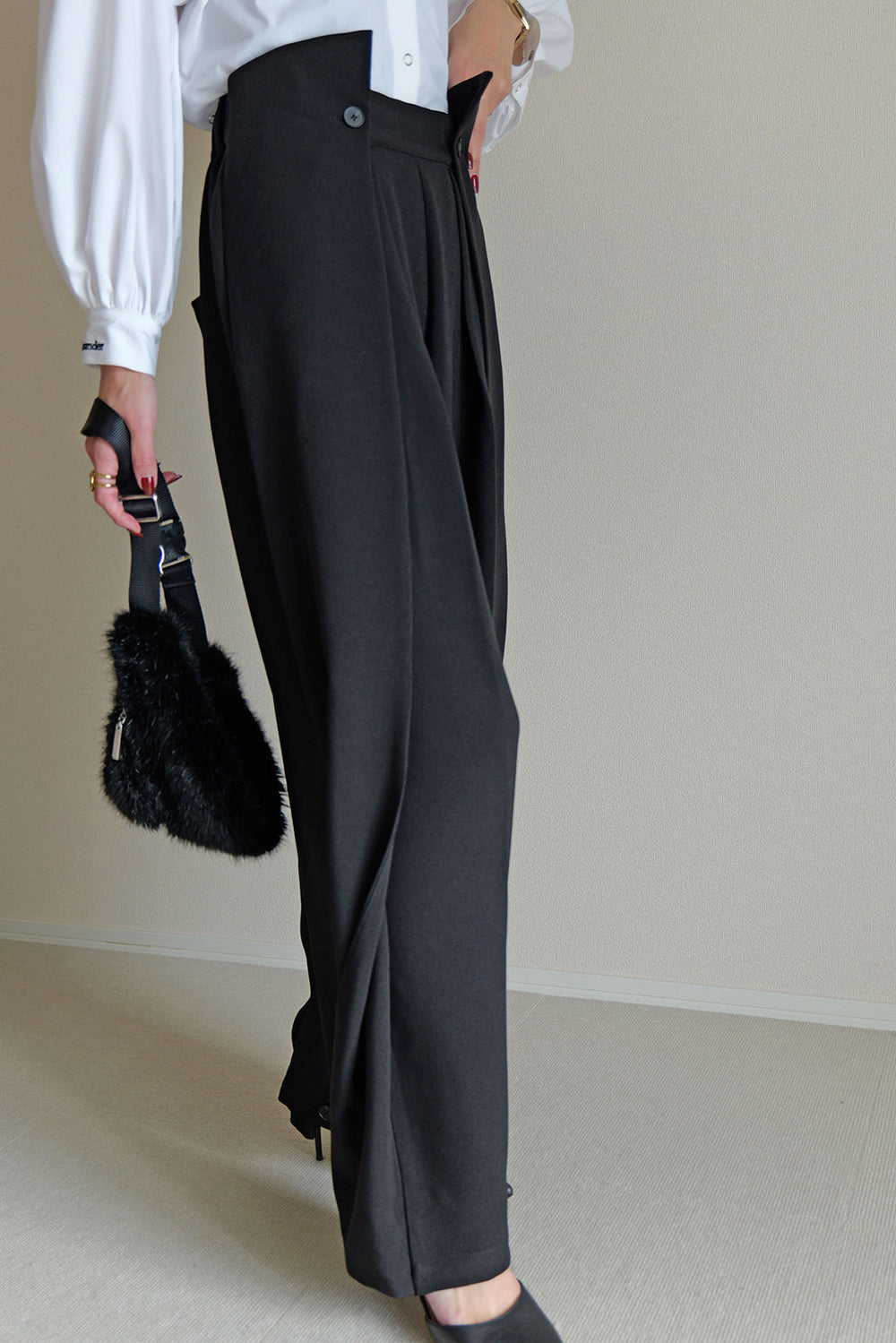 black/L