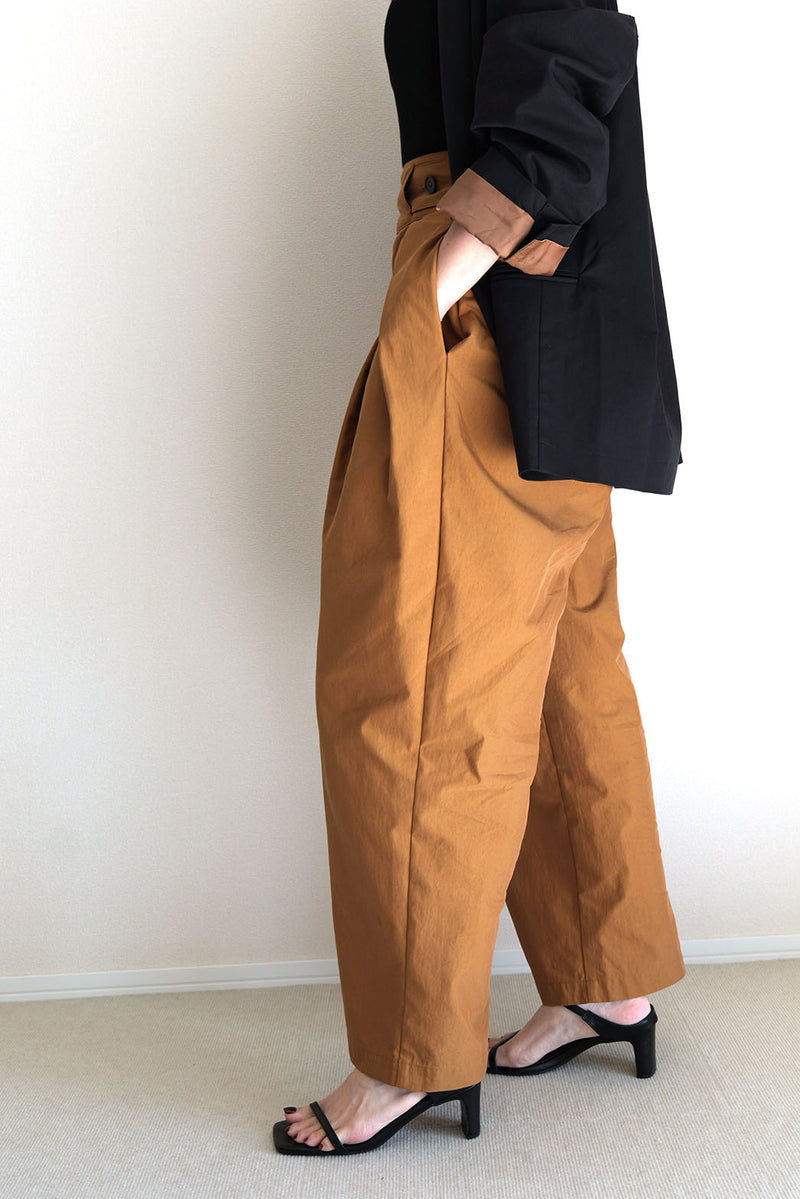 【PAS】インバーテッドタックパンツ