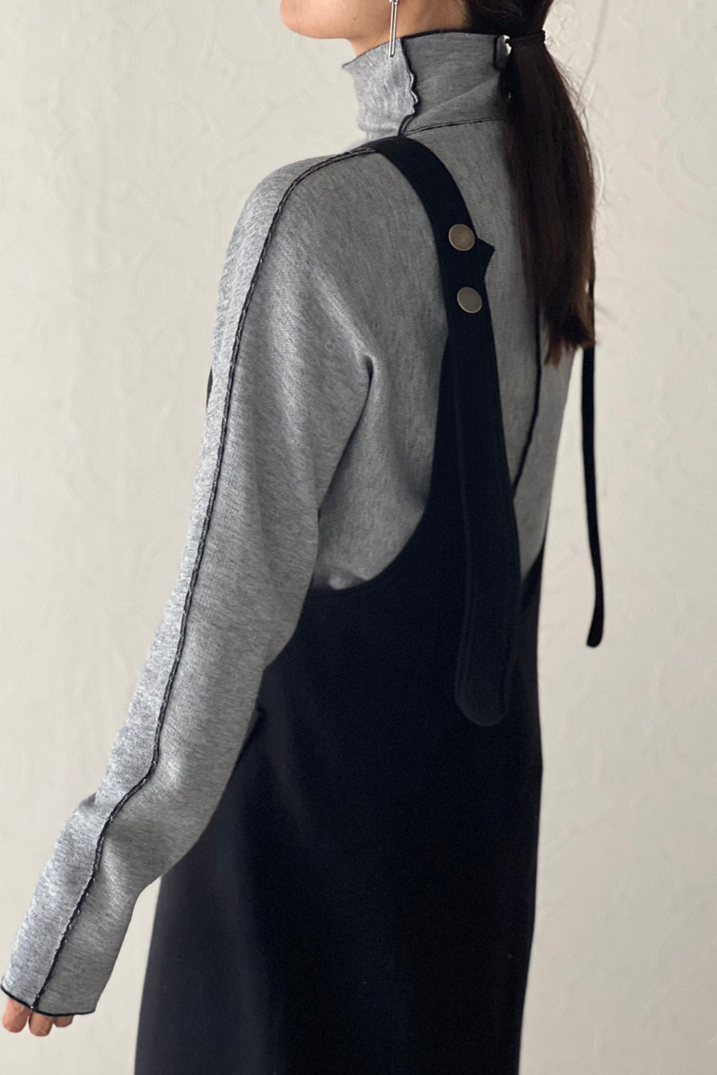 DRESSES – un number