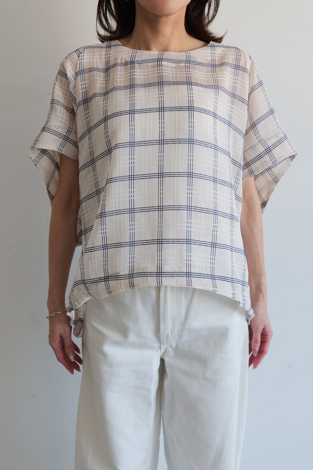 off/white