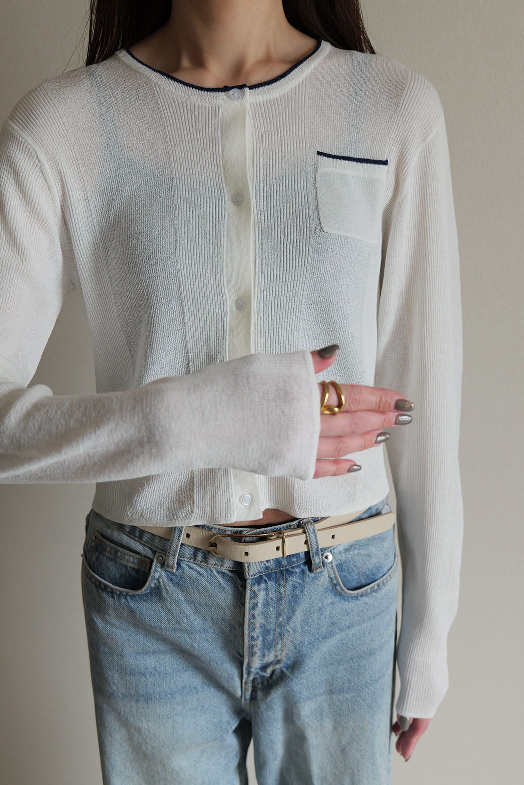 新品、un number KANOKOセーター、白 KNIT – un number