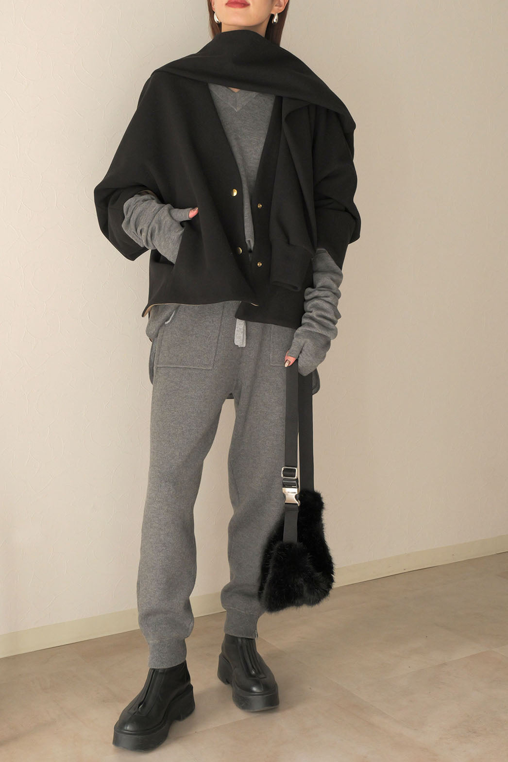 WAG-W】リバーシブルアームウォーマー – un number