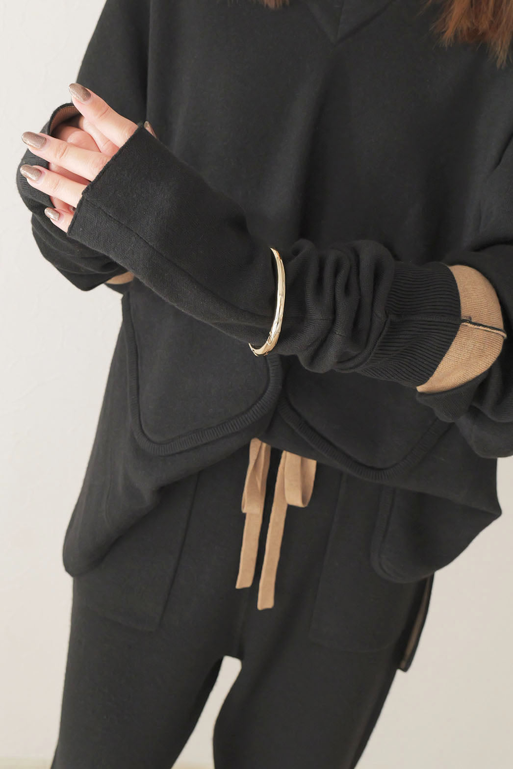 WAG-W】リバーシブルアームウォーマー – un number