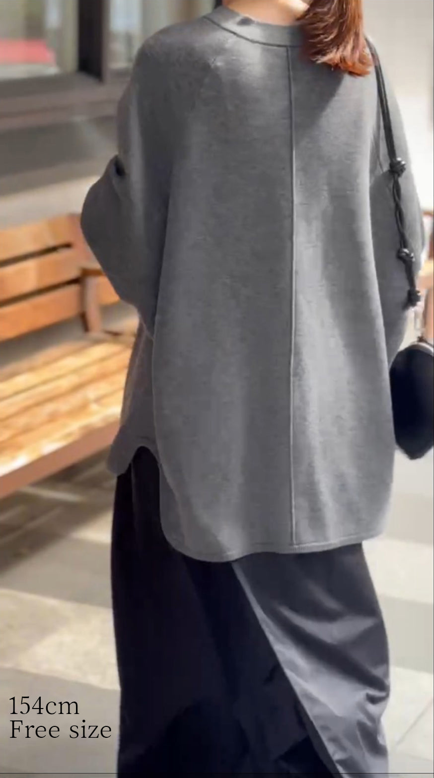 WAG】Vネックリバーシブルニットポケットあり – un number