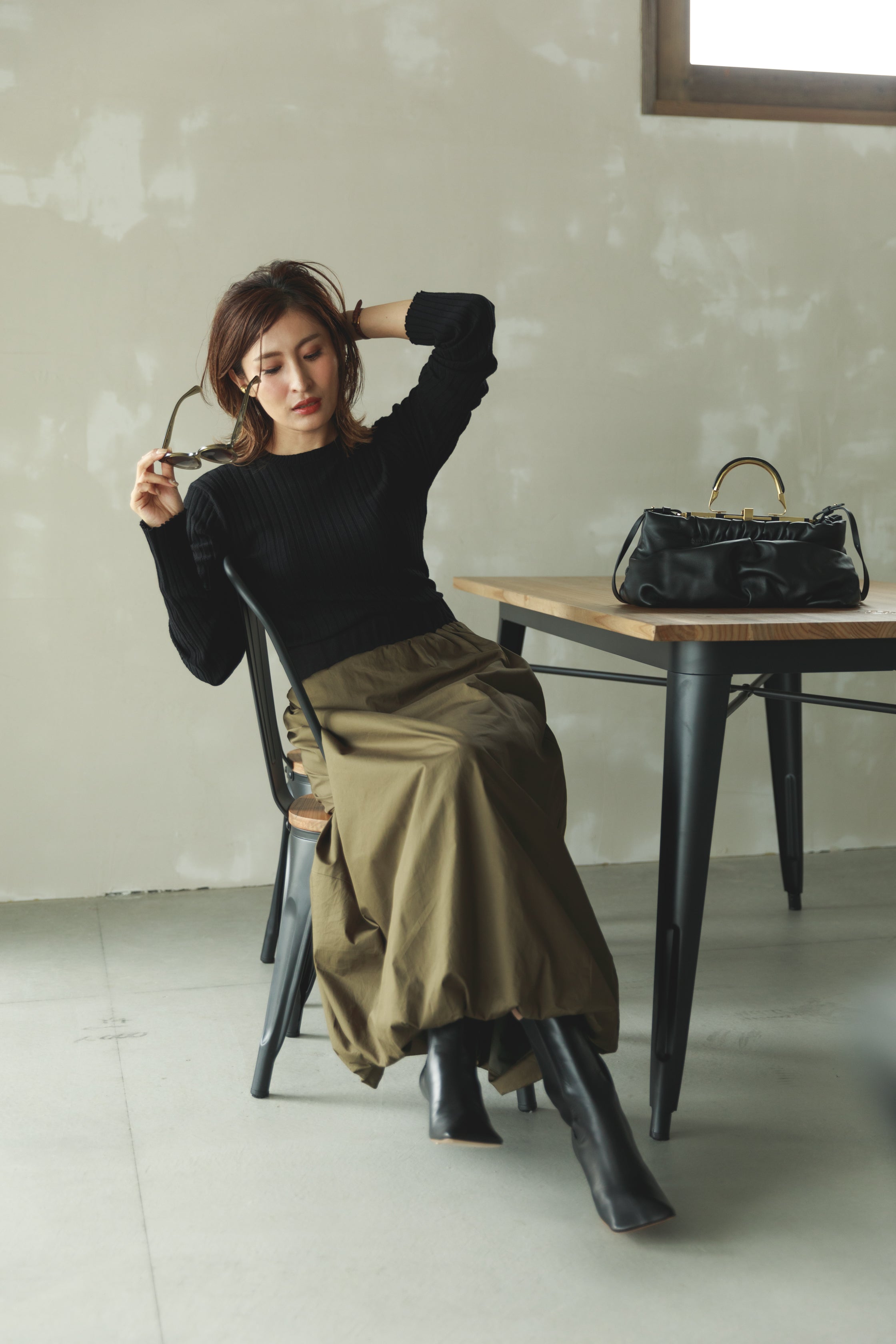 un number アンナンバー バルーンスカート カーキ　マキシスカート un number「colorful」リバーシブルスカート