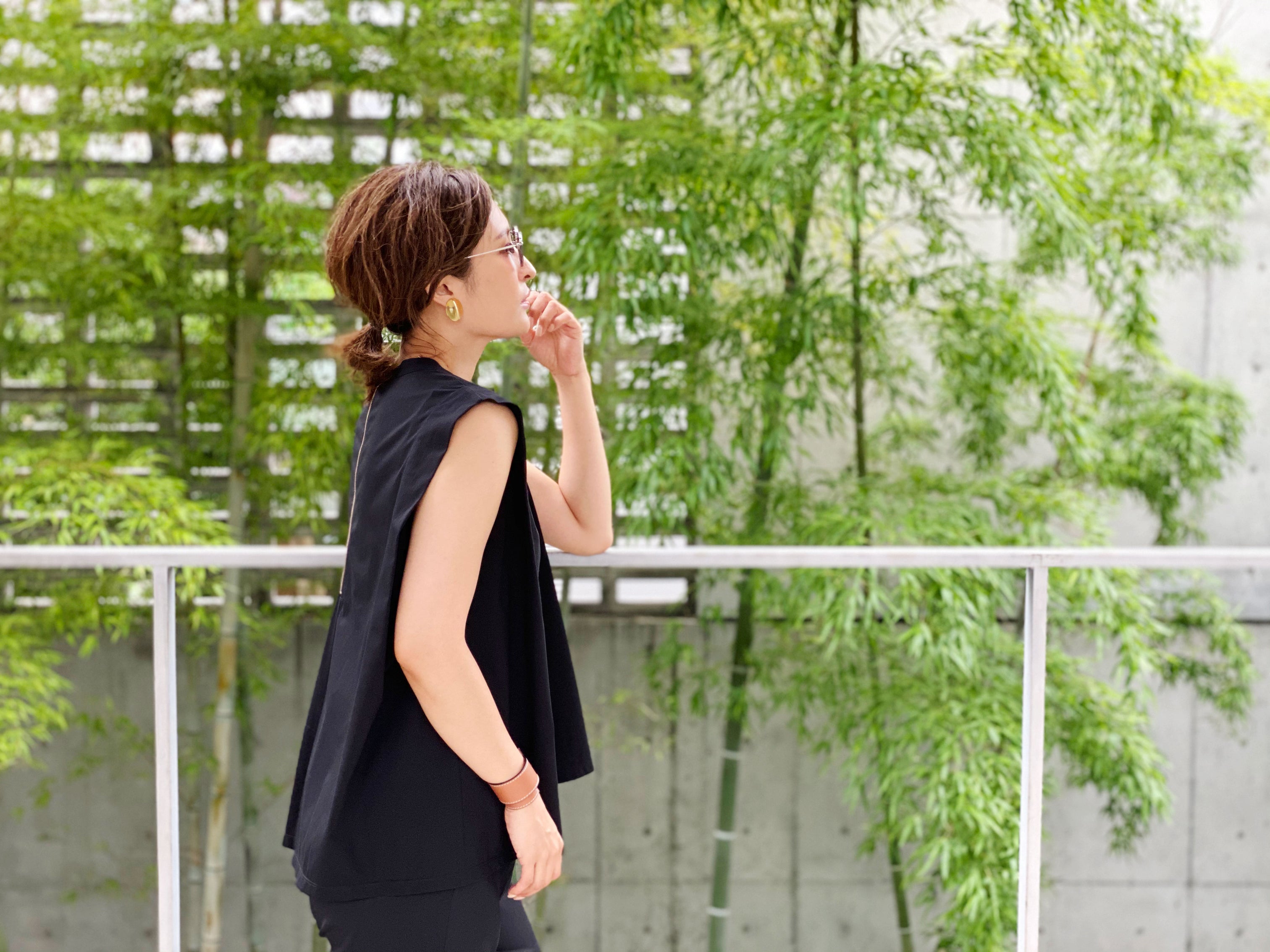 NUMBER (N)ine ノースリーブ サイズ4 ブラック/ホワイト NUMBER (N)INE タンクトップ 「FRUIT OF THE LOOM」NUMBER(N)INE